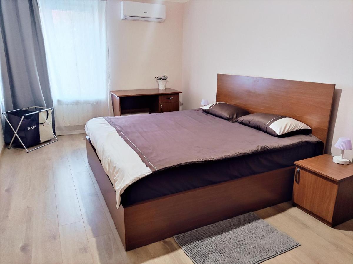 Renovated 1 Bedroom With King Size Bed In Kentron เยเรวาน ภายนอก รูปภาพ